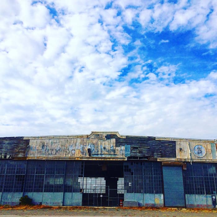 Un hangar abandonado del aeródromo Floyd Bennett