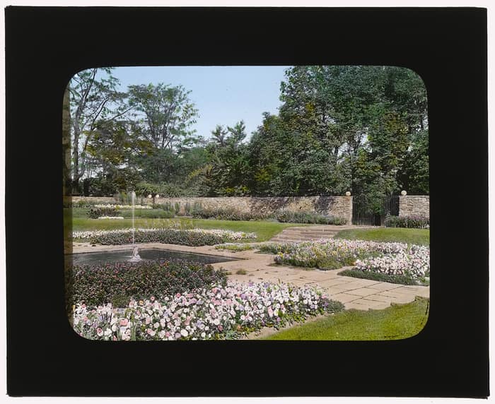 Jardín en terrazas de la Mansión Bartow-Pell, fotografía histórica