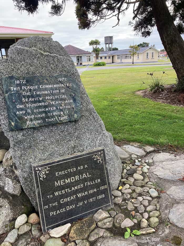 Commemorative plaques for the centennial of the Seaview Asylum in 1972 and for those lost in World War I