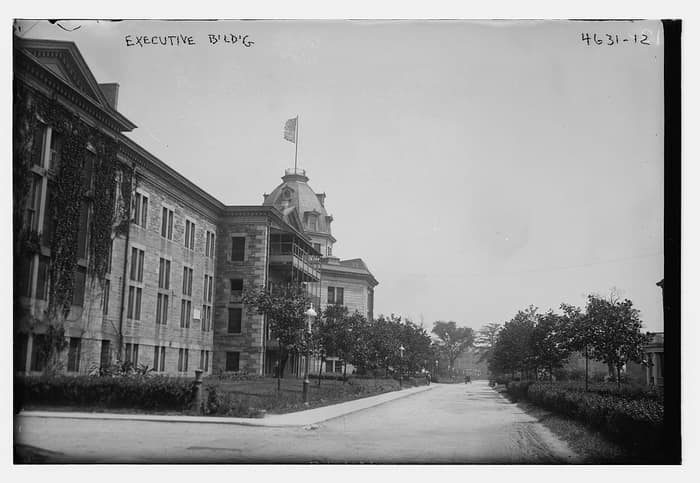 Historic photograph of the executive building on Blackwell’s Island