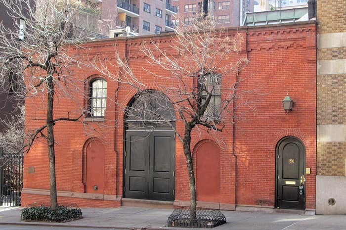 Sniffen Court 1, at 150 East 36th Street