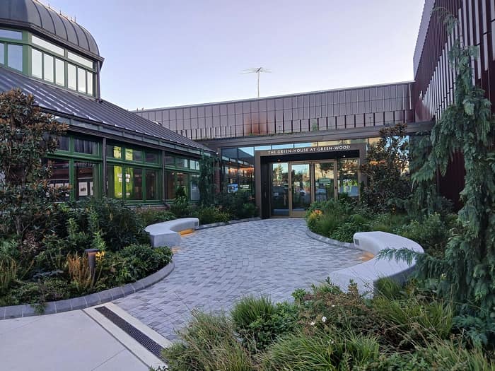 Weir Greenhouse in Brooklyn, view 3